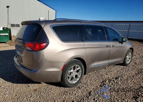 2018 Chrysler Pacifica Limited z USA, uszkodzony, nr VIN 2C4RC1GG8JR107831